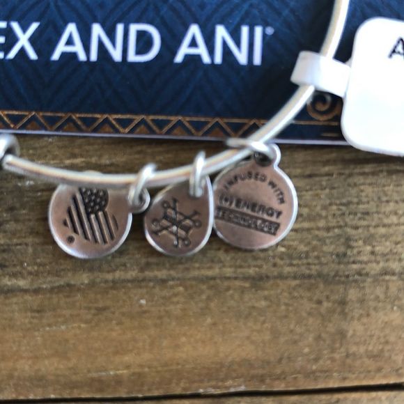 Alex and Ani Retired BNWT Harry Potter Deathly Hallows Bracelet Silver Tone - Picture 5 of 9